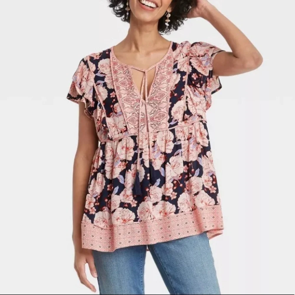 Knox Rose Women’s Floral Flutter Sleeve With Tassels Top